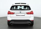 BMW X1 sDrive 20i Advantage Navi Panorama Tempomat - gebrauchte BMW X1 aus dem Jahr 2019