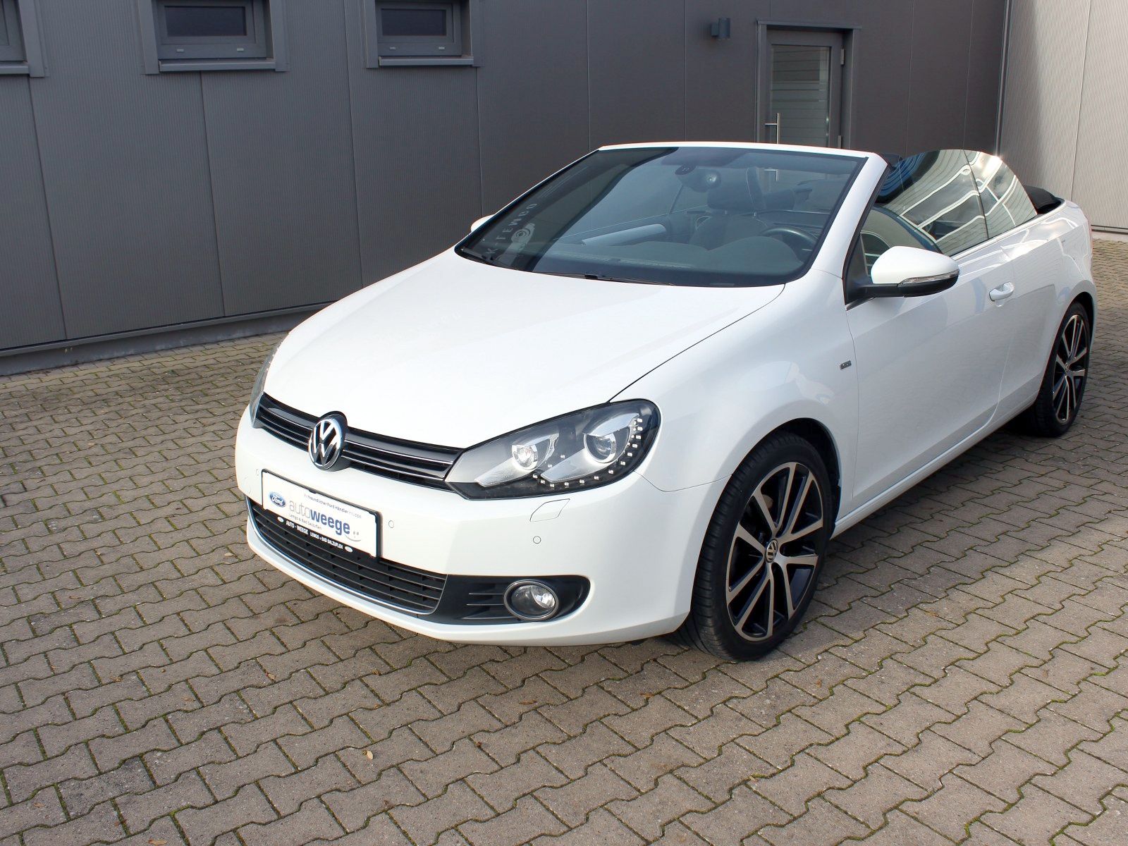 Fahrzeugabbildung Volkswagen Golf Cabriolet Cup 1,4 TSI
