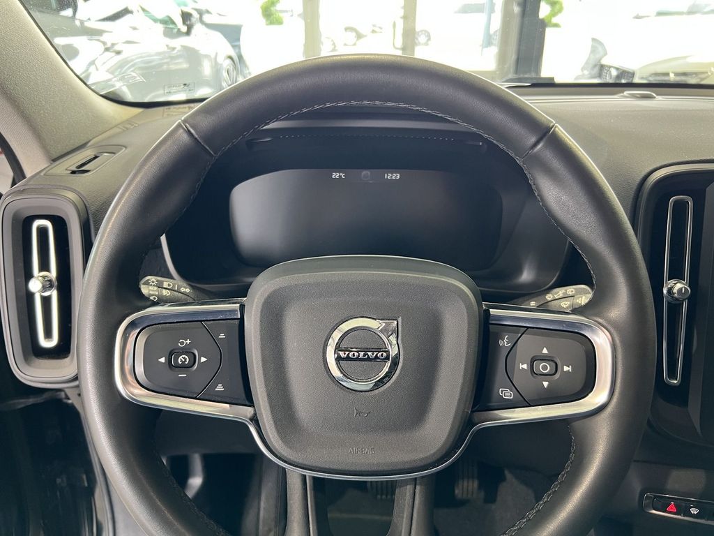 Volvo XC40 T3 Momentum Core Kamera LED WinterP Navi