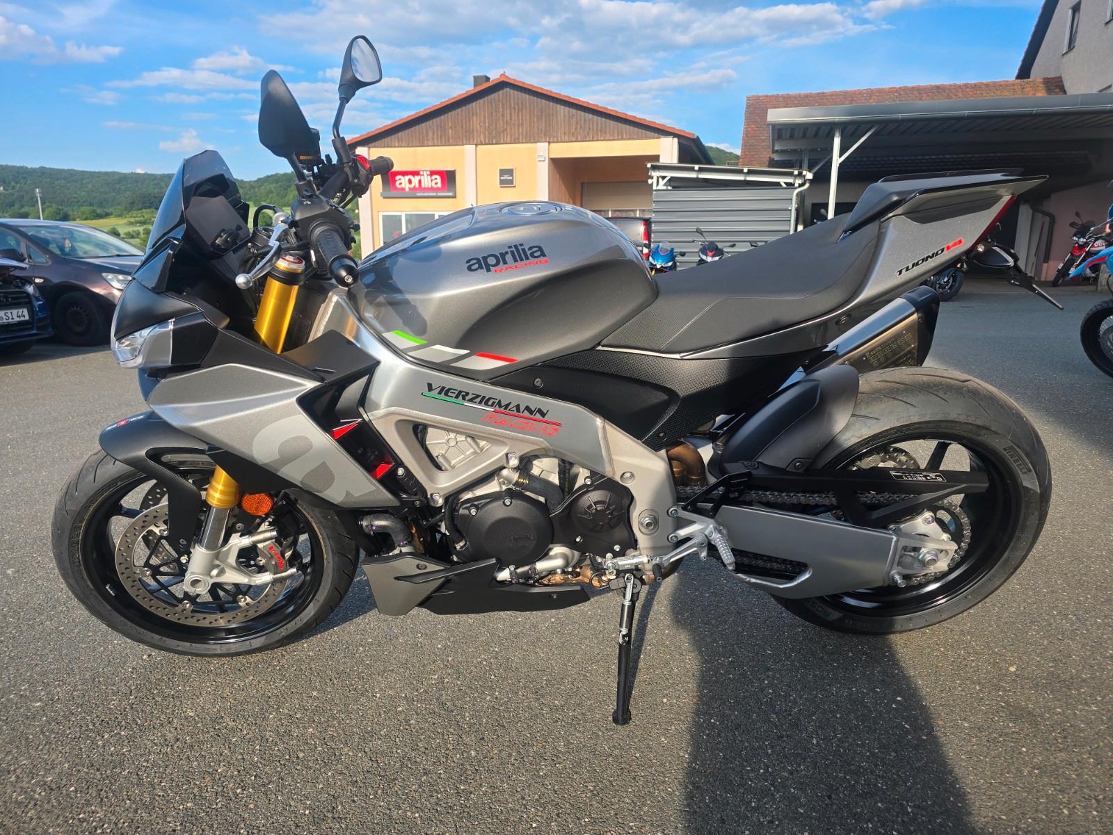 Aprilia Tuono V4 RR E5 mit Ausnahmegenemigung