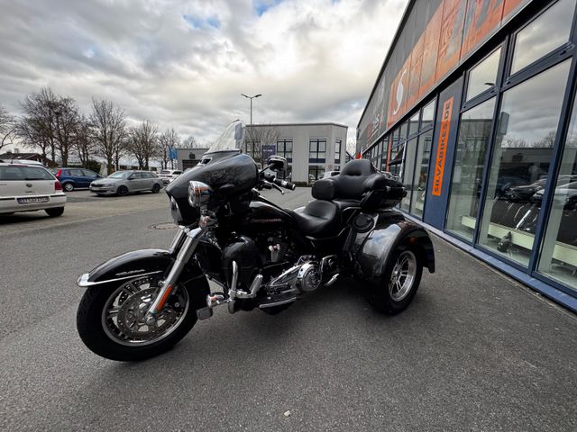 Harley-Davidson FLHTCUTG*TRI GLIDE ULTRA*TRIKE*PKW*VIELE EXTRAS