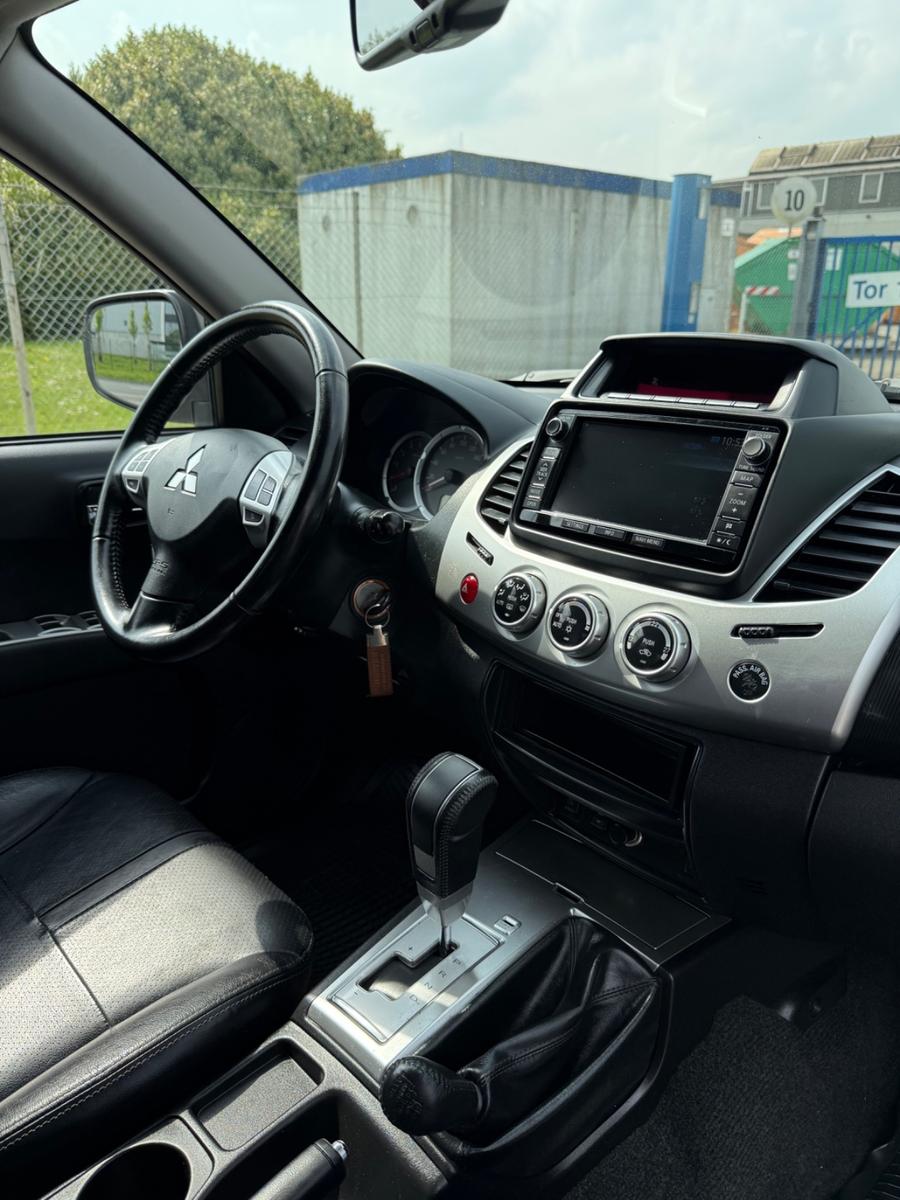 Mitsubishi L200 Diamant Edition Doppelkabine 4WD