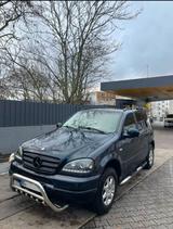 Mercedes-Benz Mercedes ML 320 7 Sitzer LPG - Mercedes-Benz ML 320: 7