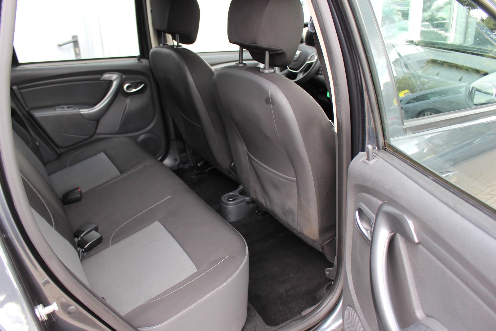 Dacia Duster 1.5 dCi 4x2 Autom.+Navi+Klima+Tempomat