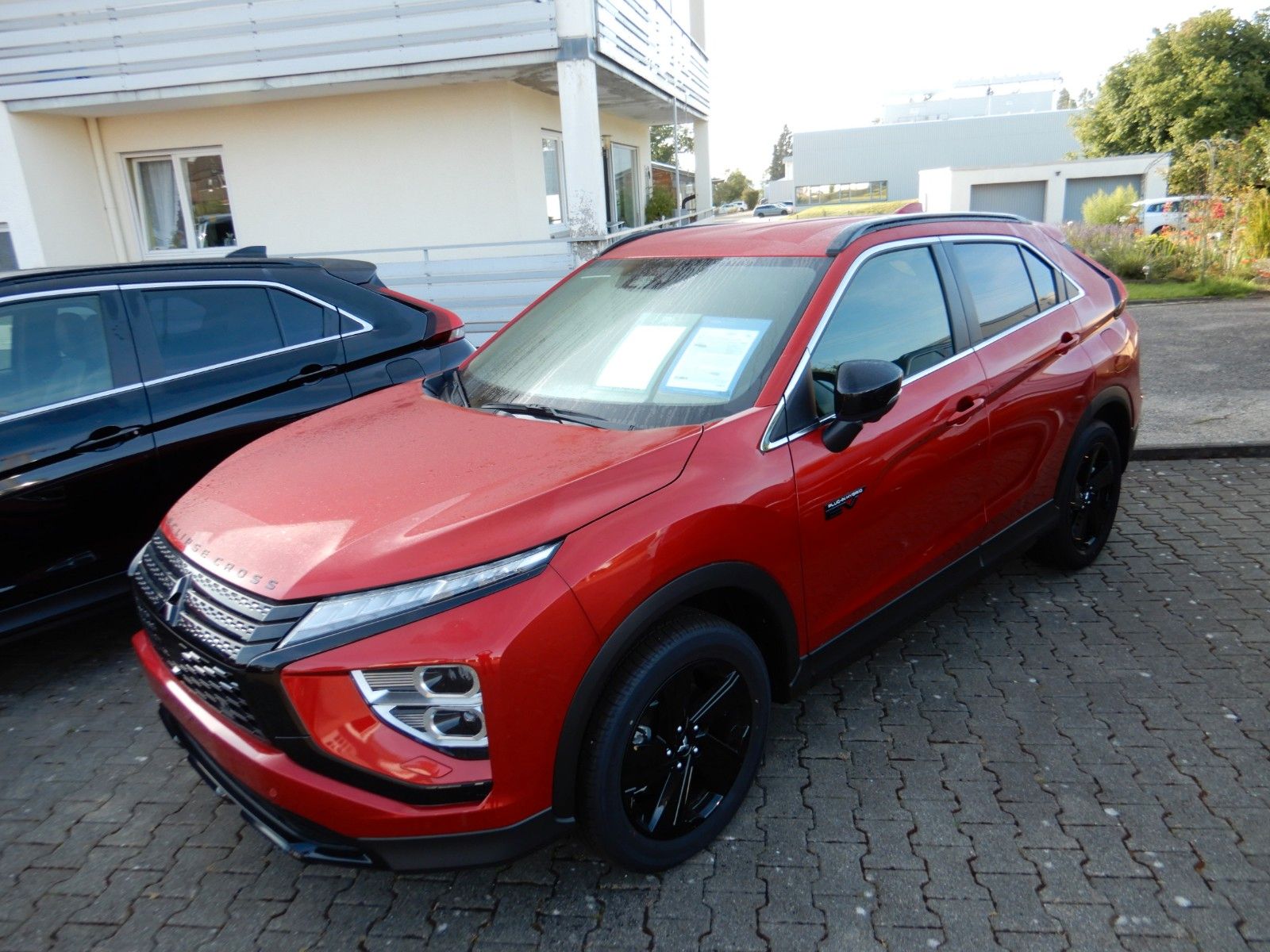 Fahrzeugabbildung Mitsubishi Eclipse Cross PHEV Plus Select Black 4WD LED