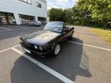 BMW 320i Cabrio Sammler Sehr guter Zustand TüV NEU - BMW 320 aus 1991: 320i