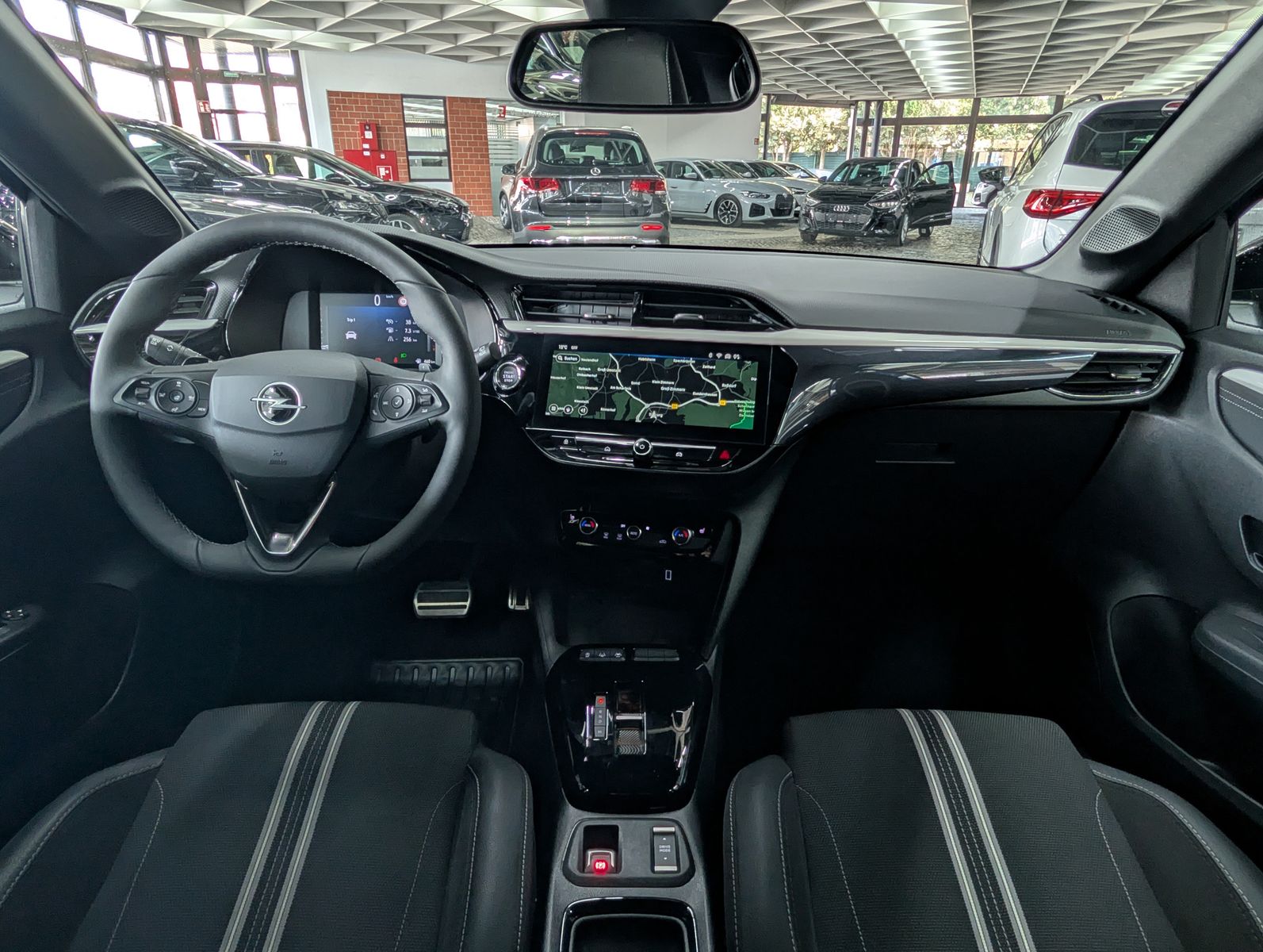Fahrzeugabbildung Opel Corsa F GS TECH LED KAM SHZ VIRT APP BHL LM 16"