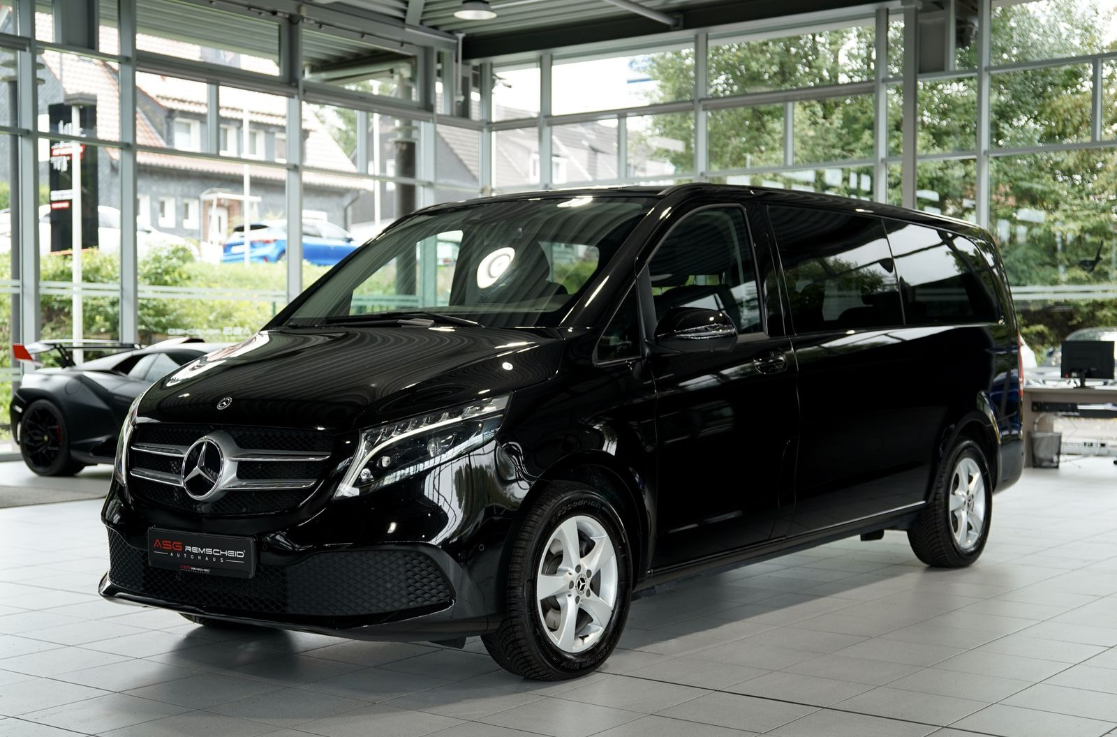 Mercedes Benz V 300