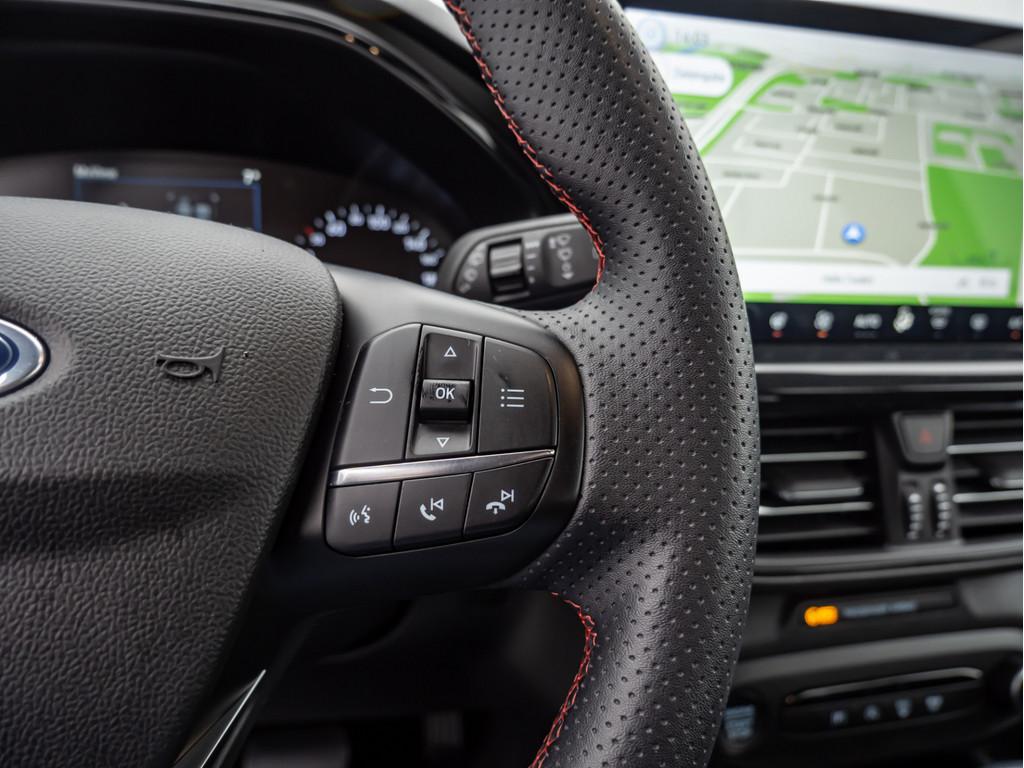 Ford FOCUS ST-LINE MHEV KAMERA NAVI ACC MATRIX-LED