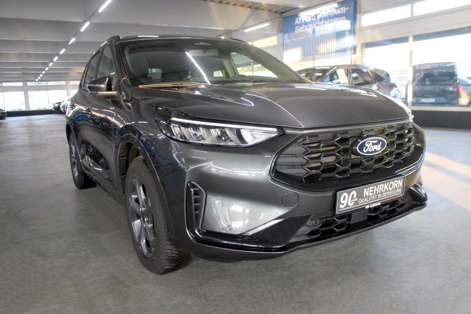 Fahrzeugabbildung Ford Kuga PHEV ST-LINE NAVI Kamera Winter Paket
