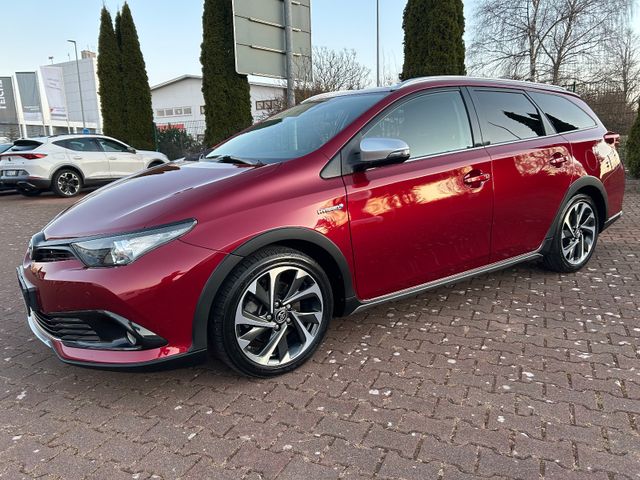 Toyota Auris Touring Sports Hybrid Free Style