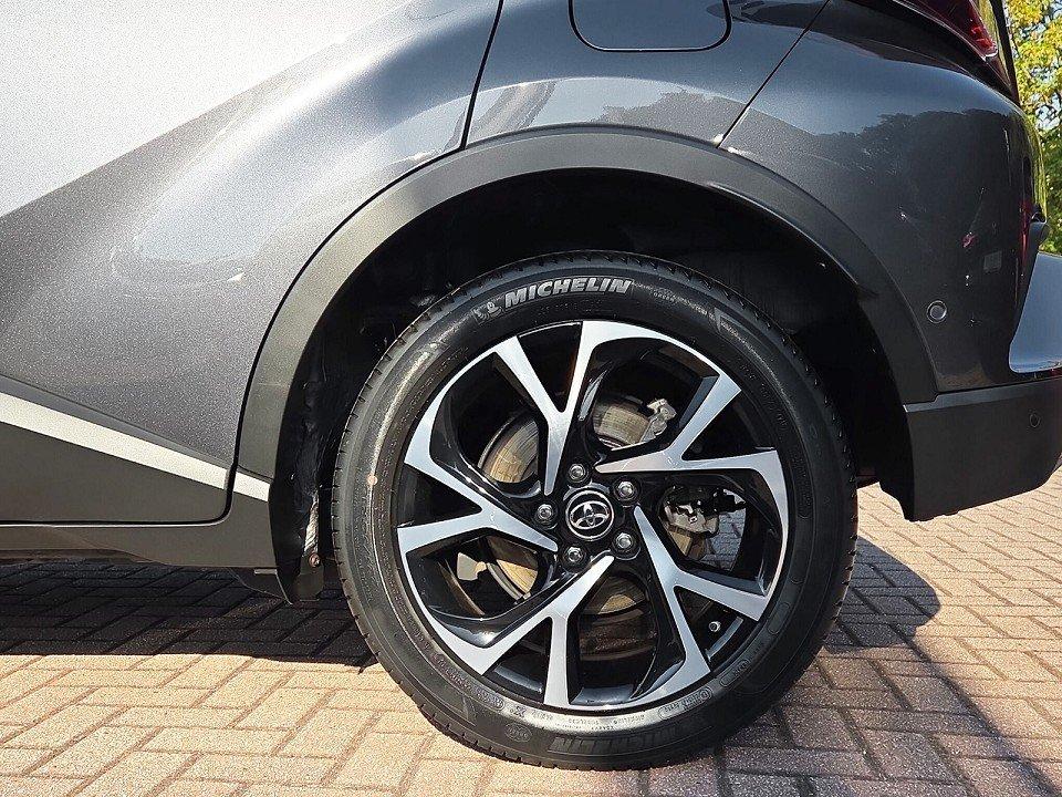 Toyota C-HR 1.2 Turbo Team D *Navi*PDC*LED*