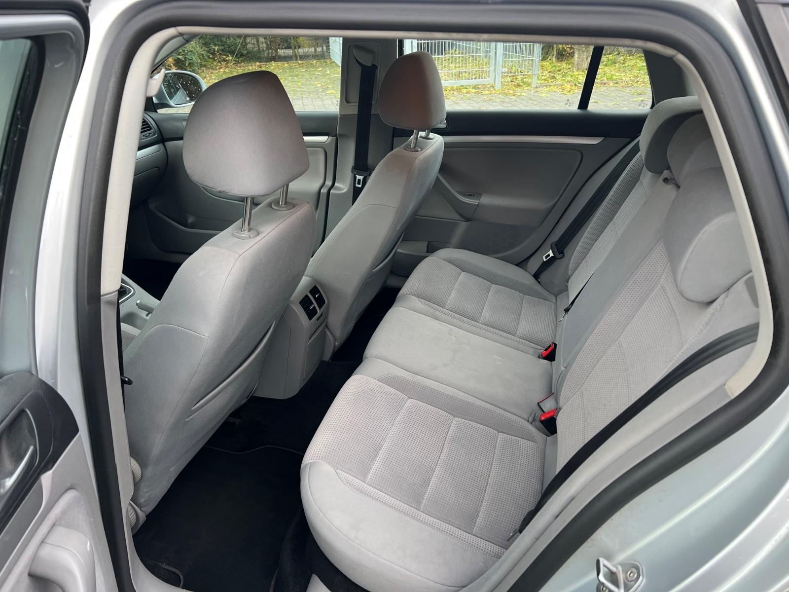 Volkswagen Golf 2009 — photo 10