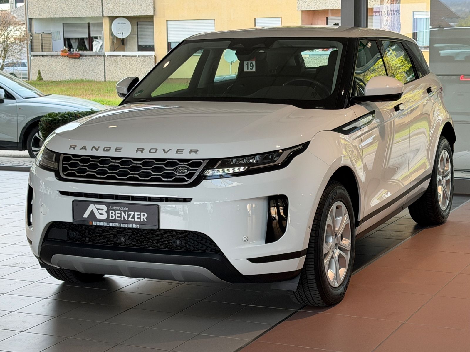Fahrzeugabbildung Land Rover Range Rover Evoque S Hybrid/P300/360°/APPLE/NAVI