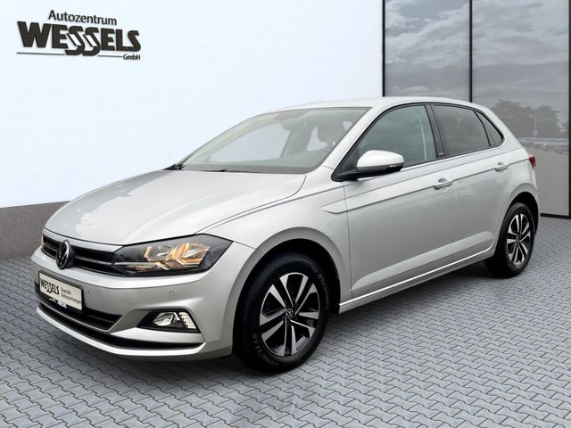 Volkswagen Polo VI United NAVI Active Info-Display