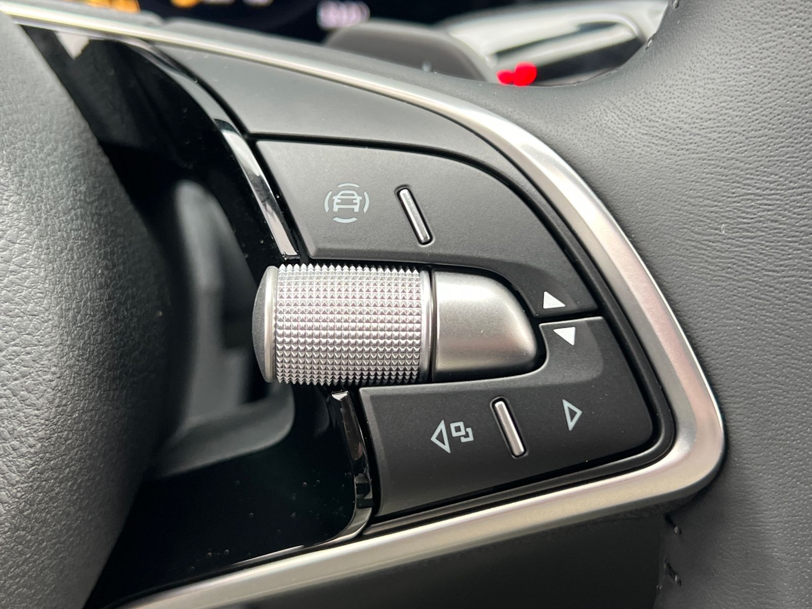 Fahrzeugabbildung SKODA Kodiaq Selection 2.0 TDI DSG *AHK, Kamera, Navi*