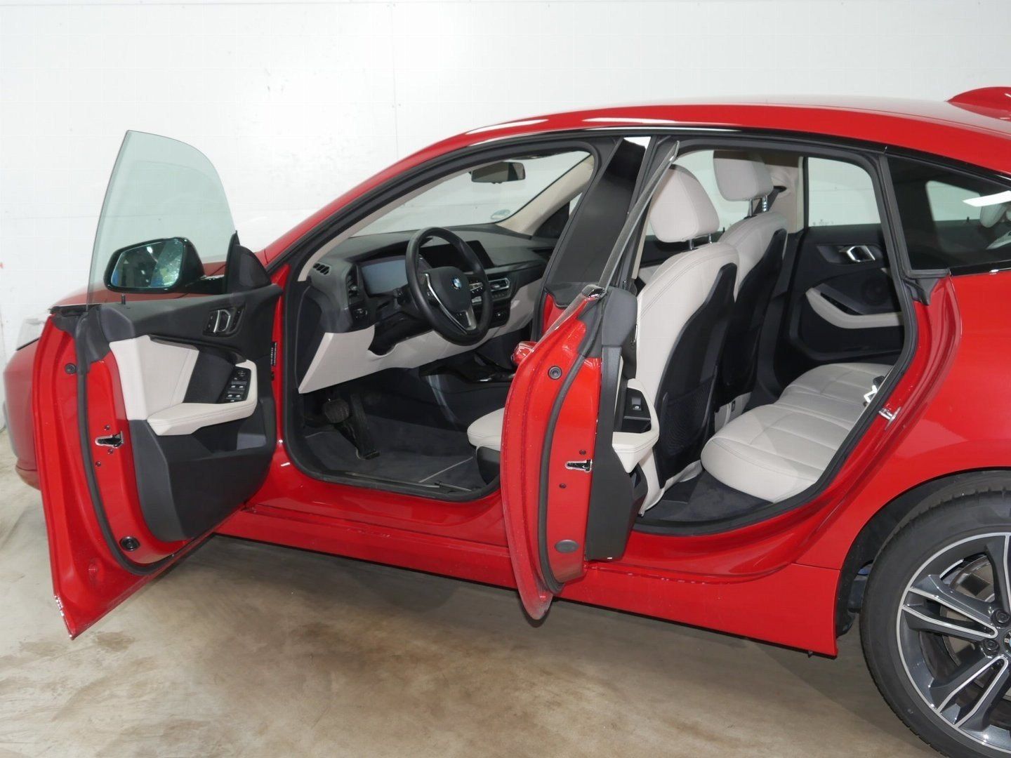 Fahrzeugabbildung BMW 220i elektr. Sitzverstellung mit Memory, Head-Up