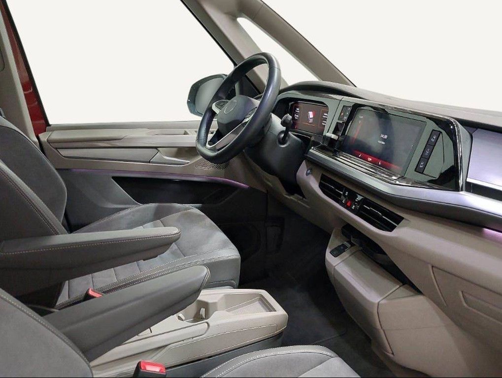 Fahrzeugabbildung Volkswagen T7 Multivan ACC DCC AHK HuD Pano Harman Kardon