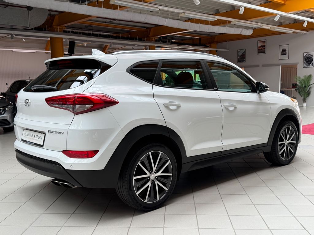 HYUNDAI Tucson Passion|Navi|SHZ|Apple&Android|Kamera|LHZ HYUNDAI Tucson Passion|Navi|SHZ|Apple&Android|Kamera|LHZ