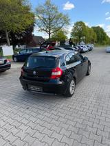BMW 120 1 Limousine 120i - BMW 120 aus 2004: 120i