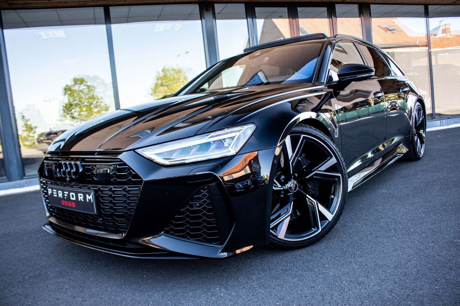 Audi RS6 4.0TFSI*NIGHT VISION*HEAD-UP*360° CAM*VENTIL imagem 2