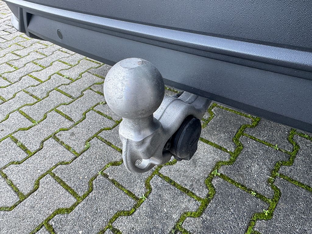 Tiguan 2.0 TDI "MOVE" *AHK*NAVI*KAMERA*