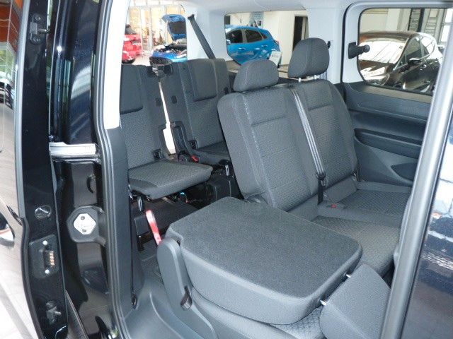 Fahrzeugabbildung Ford Grand Tourneo Connect Titanium 7-Sitzer/Navigati