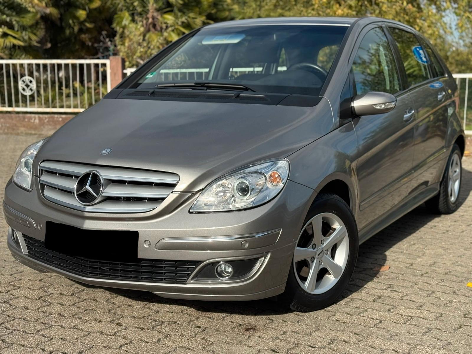 Mercedes-Benz B 170