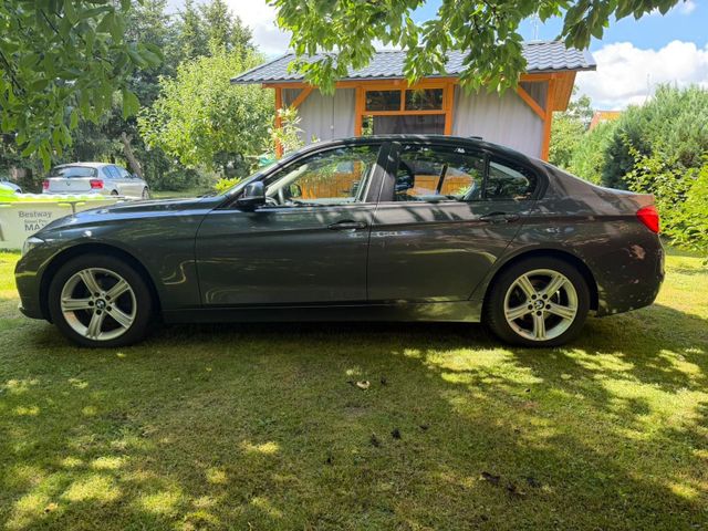 BMW BMW 318i F30 LCi Autom. TÜV