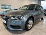 Audi A3 Sportback ambiente/2 Zonen Klima/Tempomat/PDC - Audi A3 aus 2013: Limousine