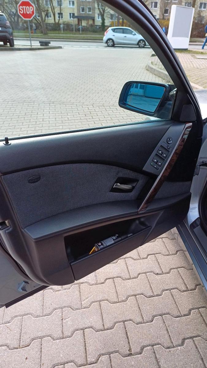 BMW 530 2004 — photo 9