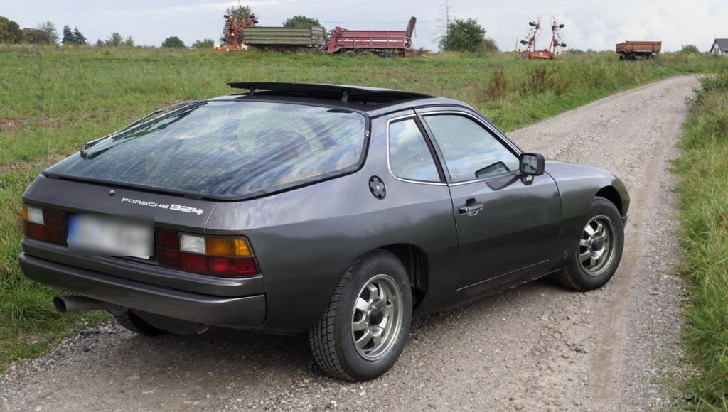 Porsche 924