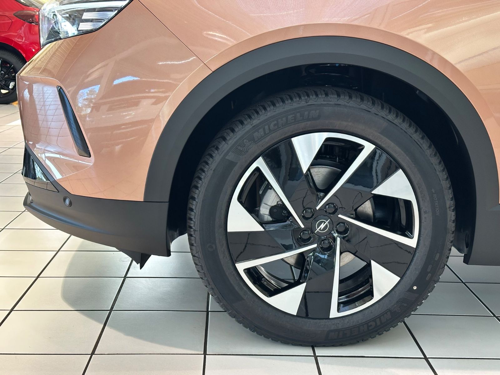 Fahrzeugabbildung Opel Grandland 1.2 48V GS*360°*HeadUp*SHZ