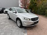 Volvo XC60 D4 SUMMUM AUTO+KISI+PANO+PRIVACY+NAVI+LEDER - Volvo XC60: 4d