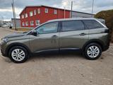 Peugeot 5008 Active Business 1.5d - Peugeot 5008 Active mit Diesel-Antrieb