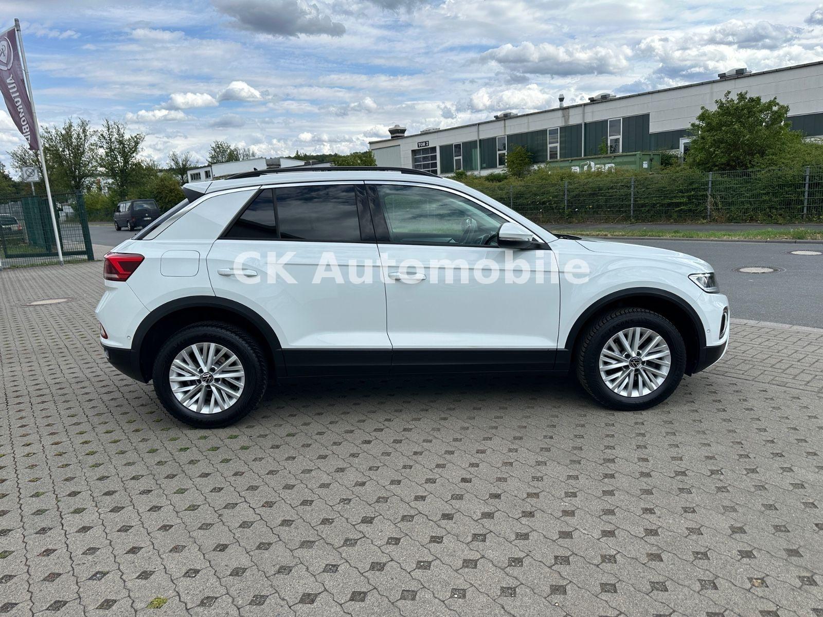 Volkswagen T-Roc 1.5 TSI Life DSG/App-Connect/Navi/PDC/LED, миниатюра 4