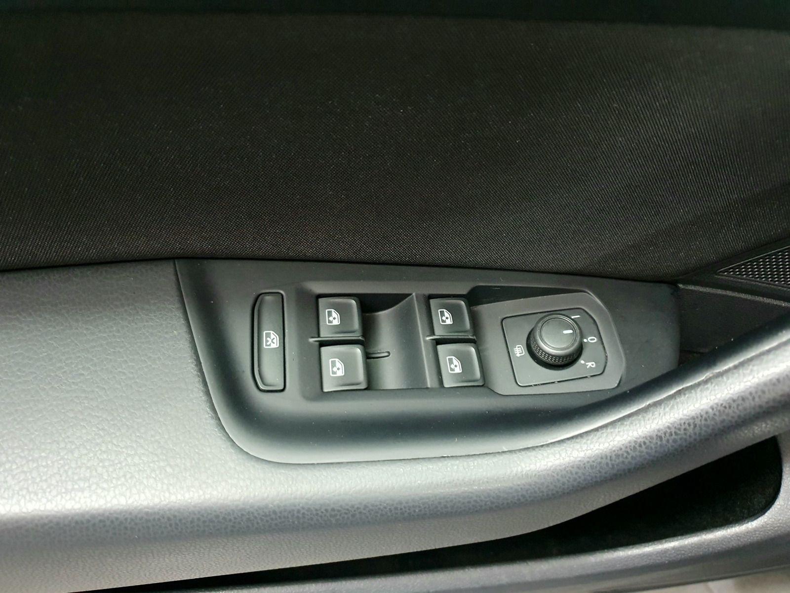 Volkswagen Passat Business 2.0TDI DSG 4mot. ACC/RFK, миниатюра 25