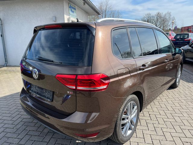 Volkswagen Touran Comfortline,Panoramadach,Navi,Kamera,