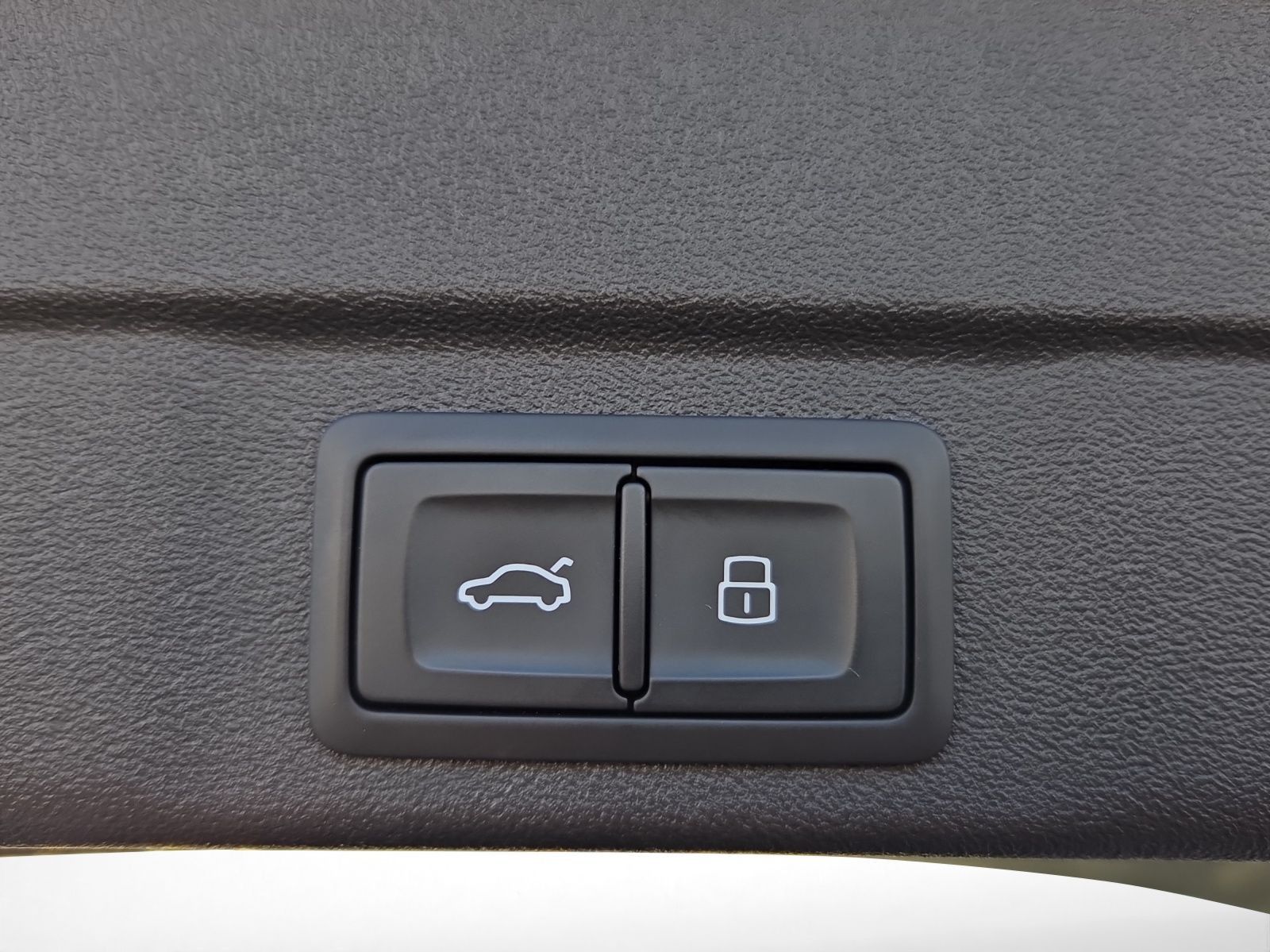 Audi A6 - Bild 12