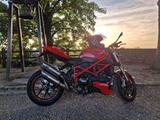 Ducati Streetfighter 848 - DUCATI 848