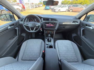 Volkswagen Tiguan - 9