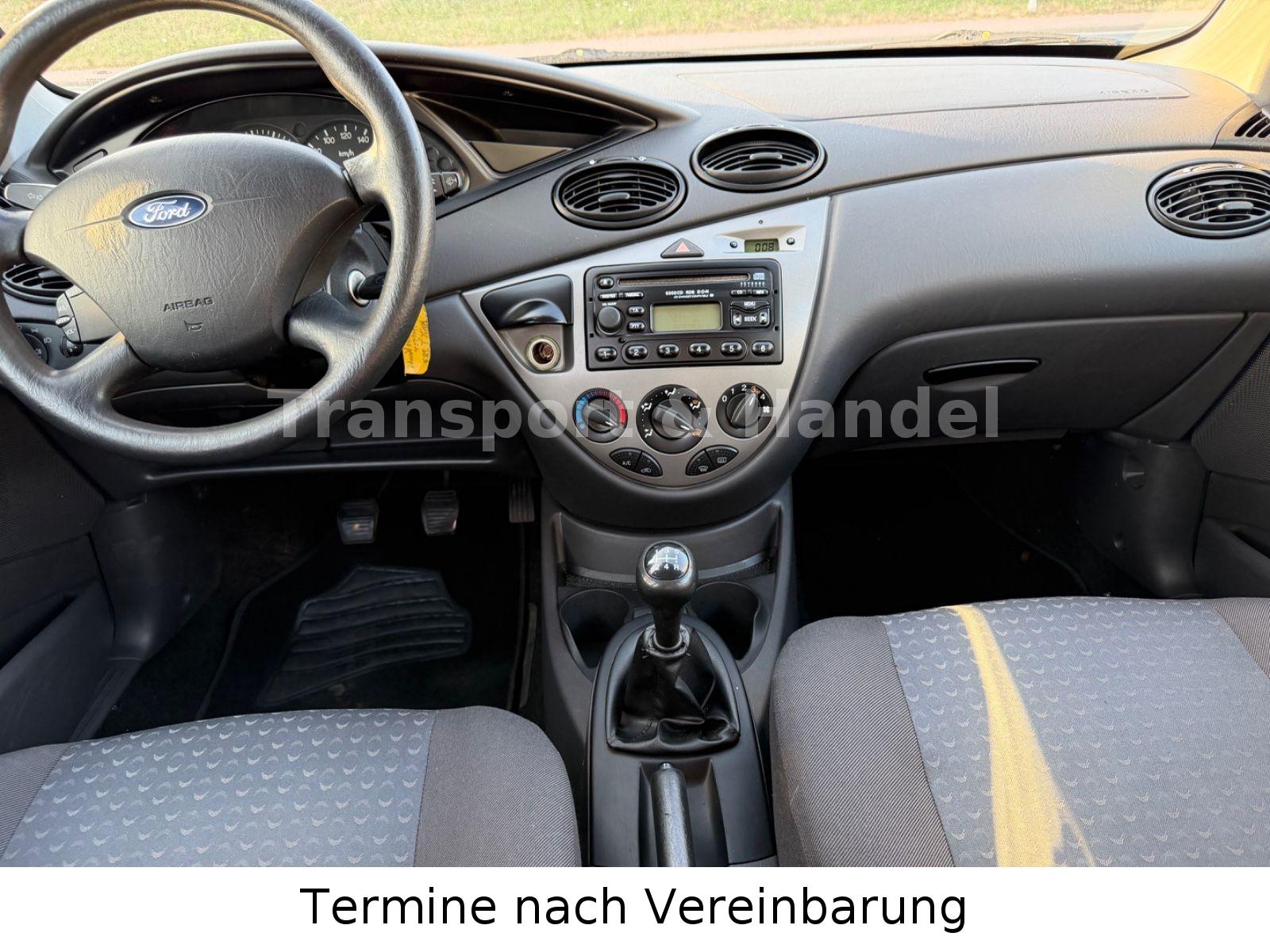 Ford Focus 2004 — photo 12