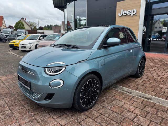 Fiat 500e Icon Glasdach Navi Kamera Sitzheizung