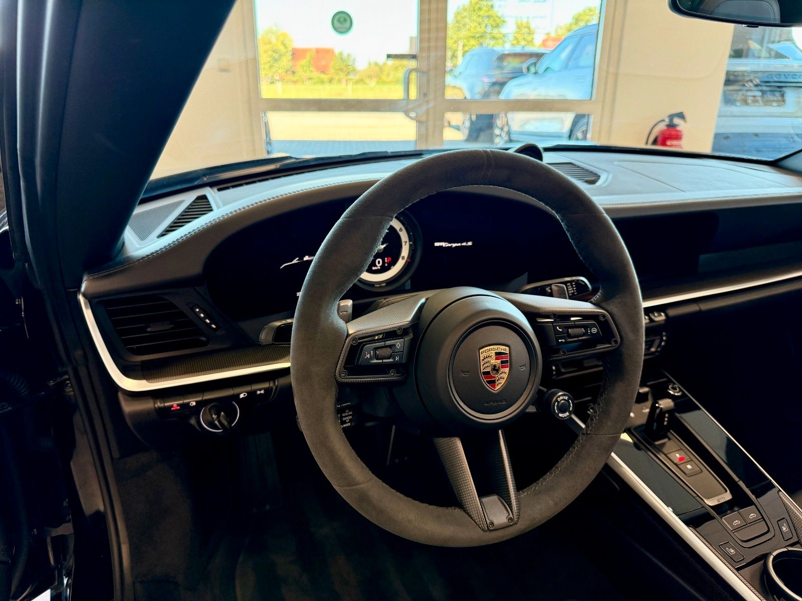 Fahrzeugabbildung Porsche 911 992 Targa 4S SportDesign/LIFT/ACC/SCP/Inno