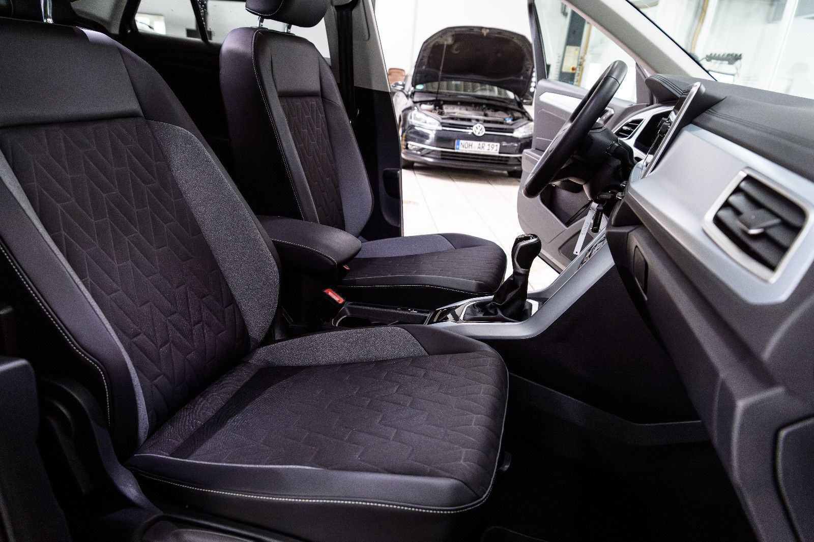 Fahrzeugabbildung Volkswagen T-Roc Goal 1.0 TSI LED+NAVI+ACC+APP