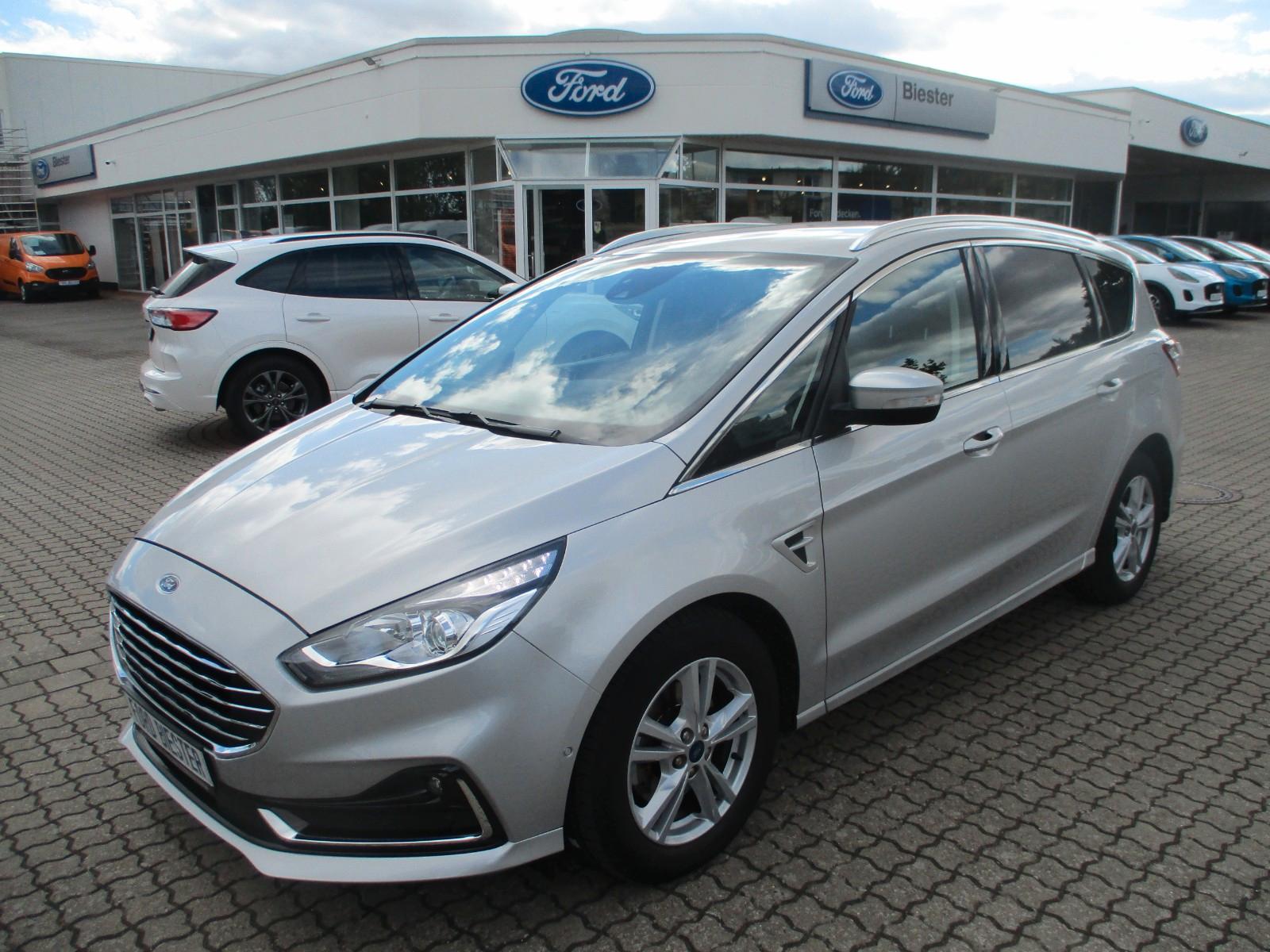 Ford S-Max S-MAX Titanium PDC + Kamera + Key Free