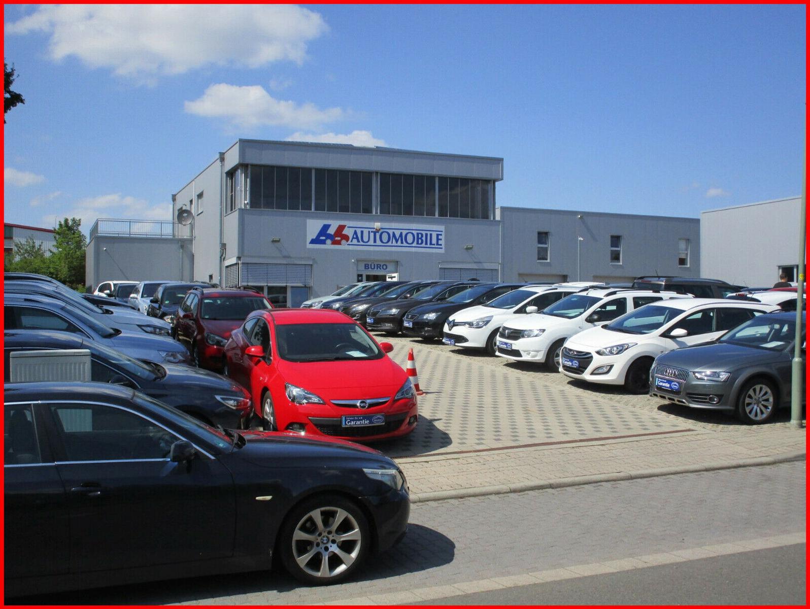showroom-image-bottom