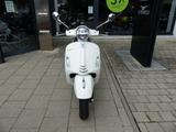 Vespa GTS 300 Super - VESPA WEIß