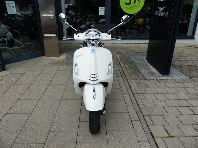 Vespa GTS 300 Super