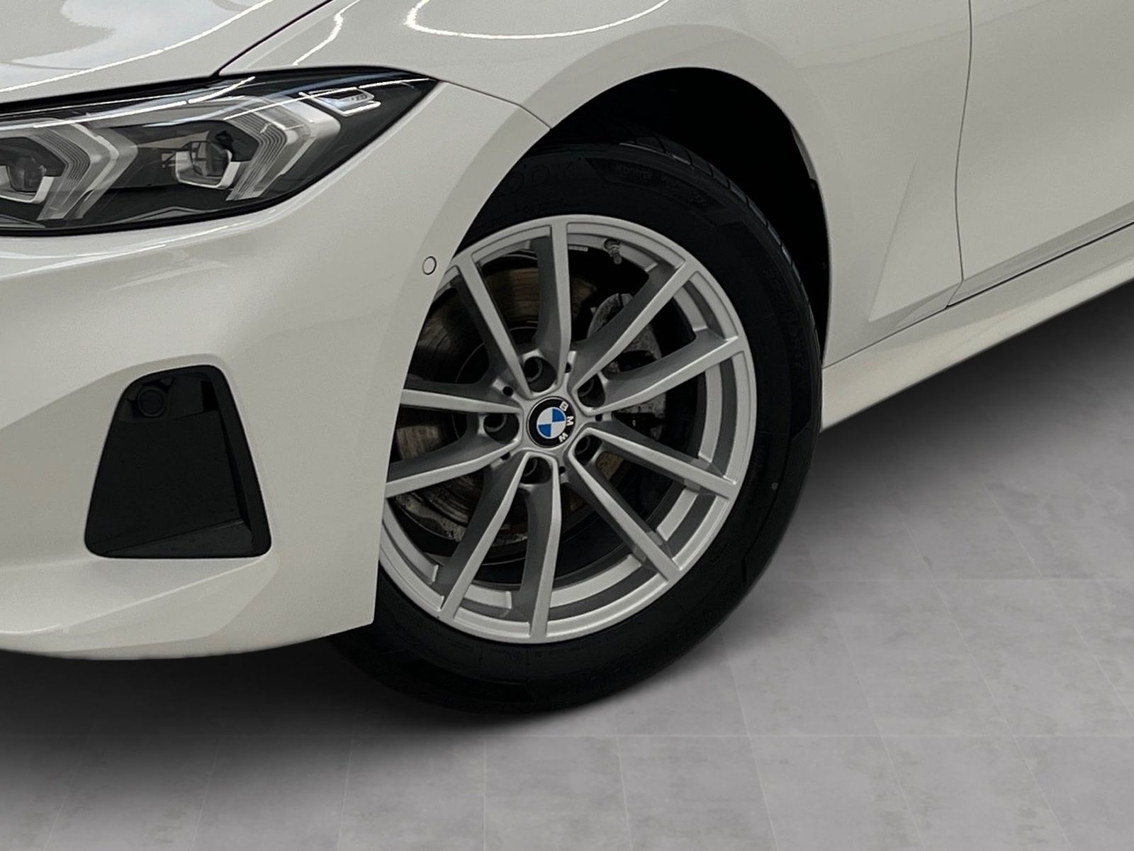 BMW 320 - Bild 8